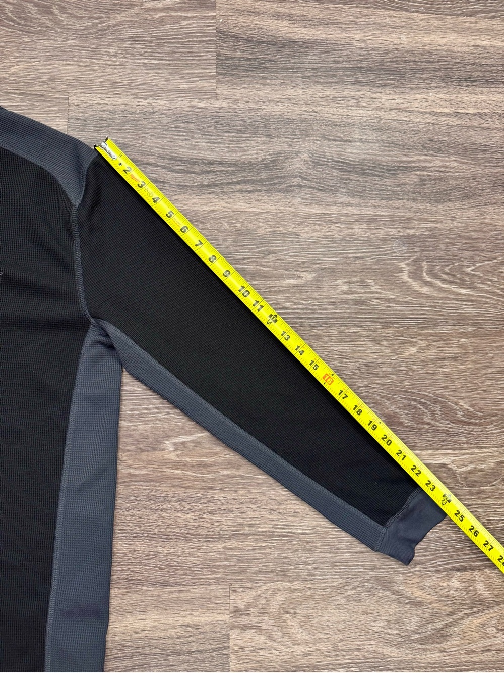 Greg Norman for Tasso Elba Thermal Performance Shirt Mens M Black Gray - Picture 5 of 6